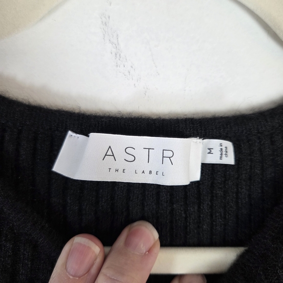 ASTR High Slit Black Long Sleeve Sweater Dress Soft - Picture 8 of 12